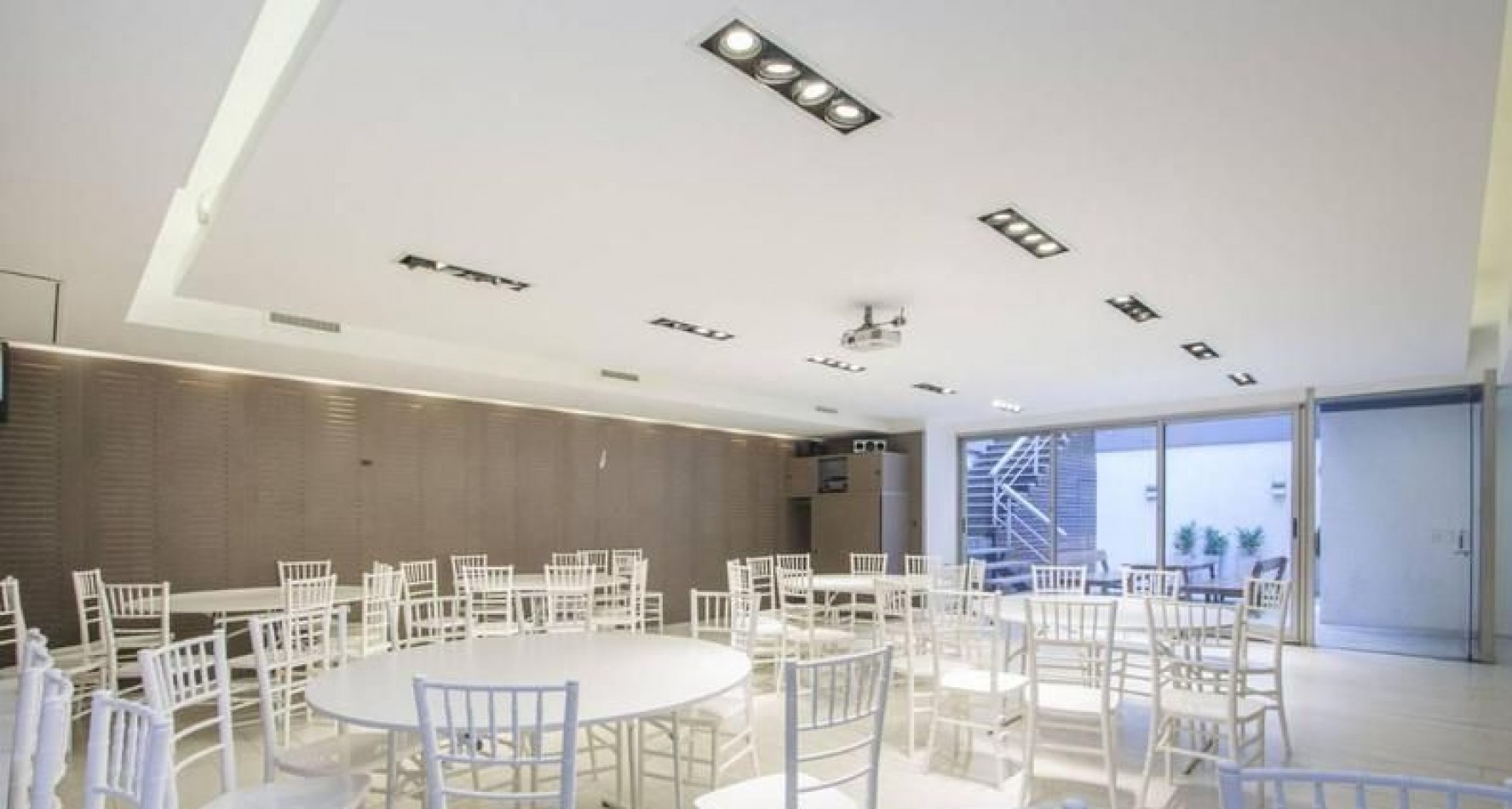 Piso de Categoria Detalles de Nivel en Edificio Premium - Excelente Ubicacion