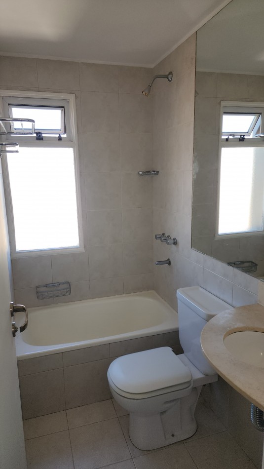 Semipiso en Duplex con Terraza y Parrilla propia - Dos Dormitorios cochera y baulera