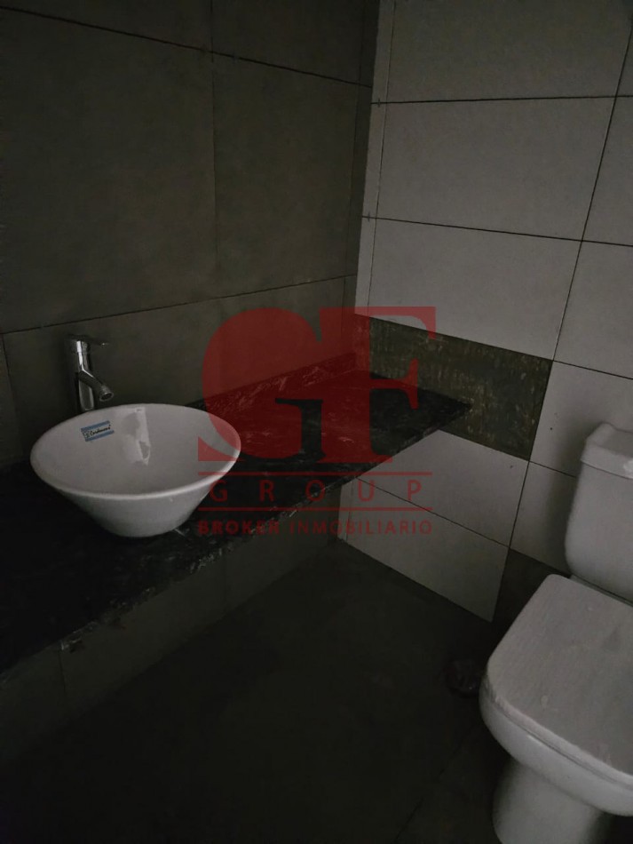 Excelente Monoambiente con vestidor y patio