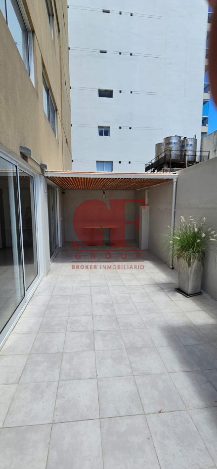 ESPECTACULAR Dos ambientes mas escritorio con balcon aterrazado con QUINCHO y PARRILLA propia