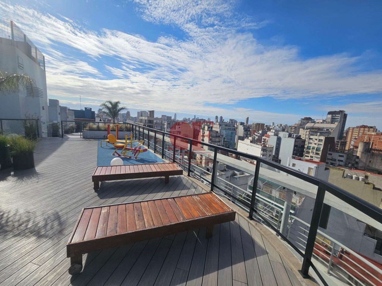 Hermoso 2 ambientes con cochera fija cubierta en edificio de CATEGORIA / La Palmera de Villa Crespo