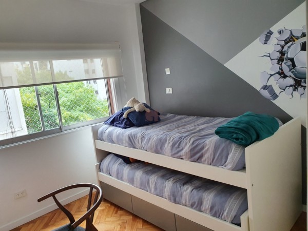 Impecable 3 Ambientes con Dependencia de Servicio - Cochera y Baulera