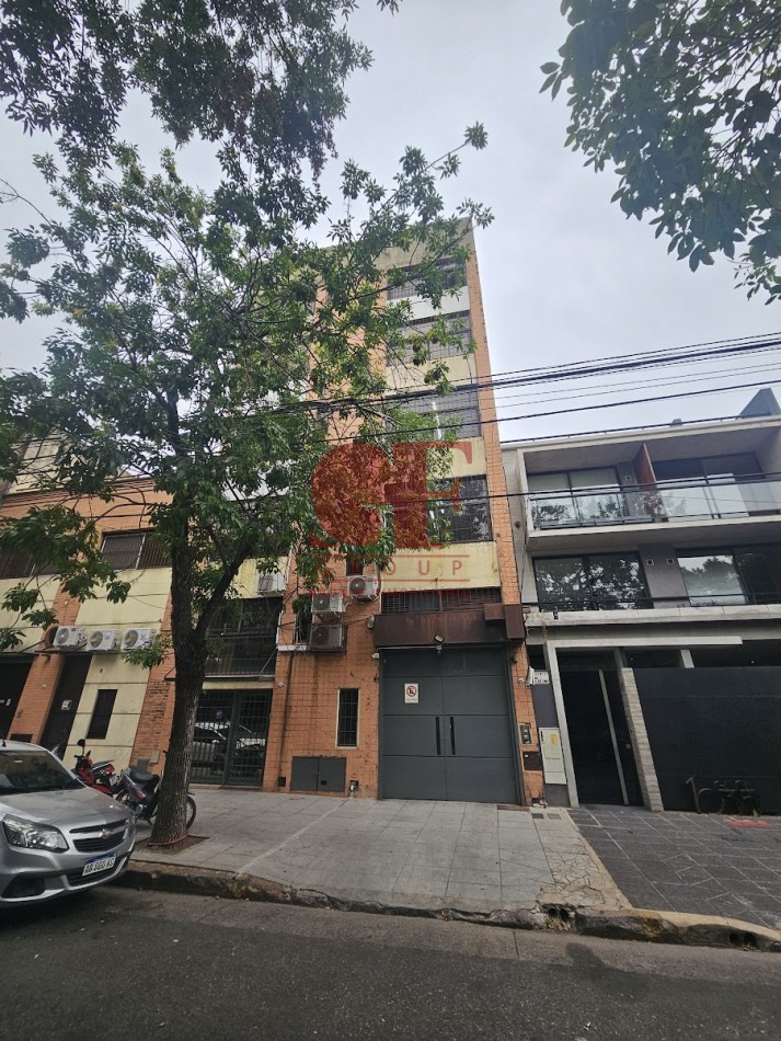 Edificio / Deposito  con 1600 metros totales en 4 plantas pleno Caballito