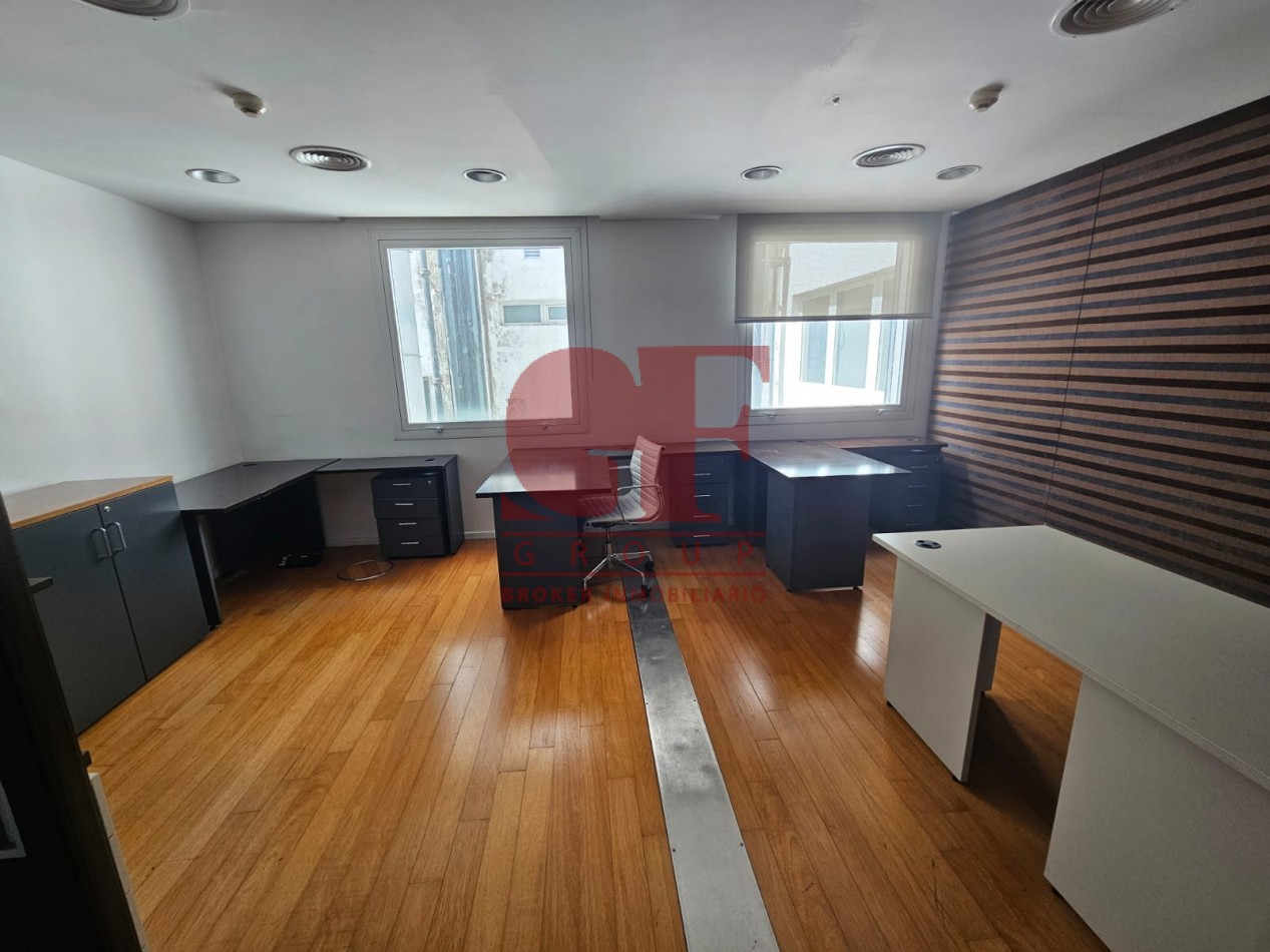 Emblematico e importante edificio  