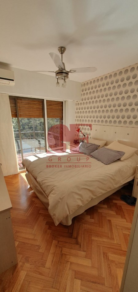 Confortable semipiso con excelente distribucion y estado impecable!! Amplios balcones