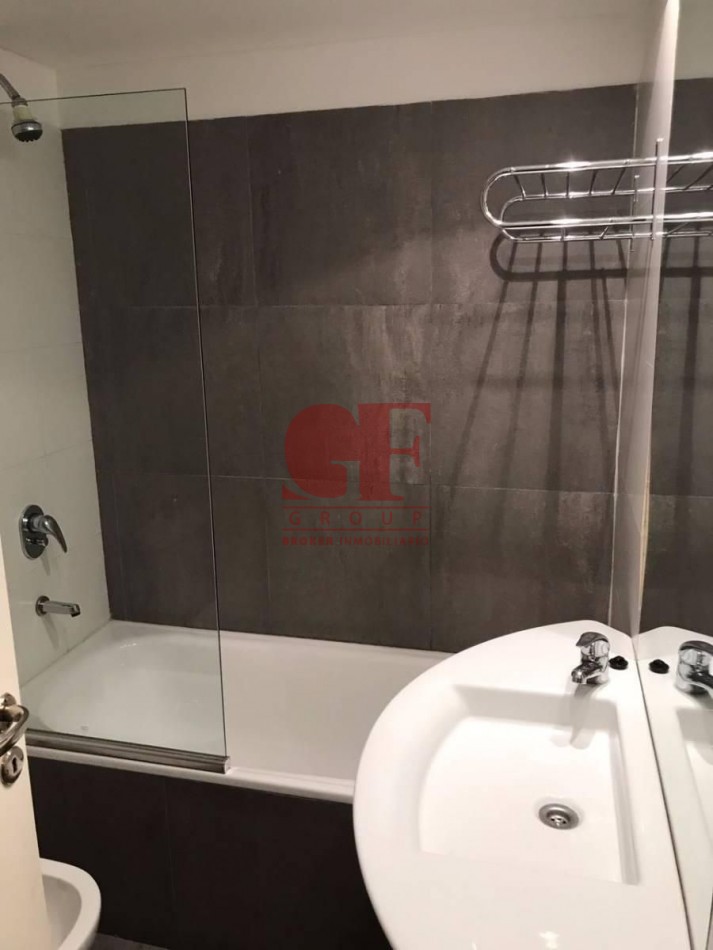 Espectacular Semipiso de 3 Ambientes con Cochera - AMUEBLADO