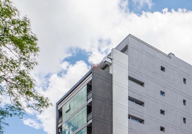 Excelente LOFT !!!! Piso con detalles de jerarquia