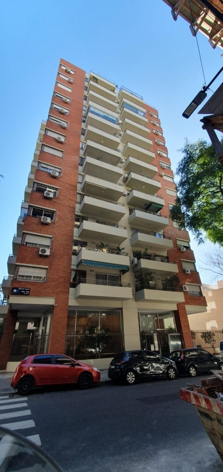 Semipiso en Duplex con Terraza y Parrilla propia - Dos Dormitorios cochera y baulera