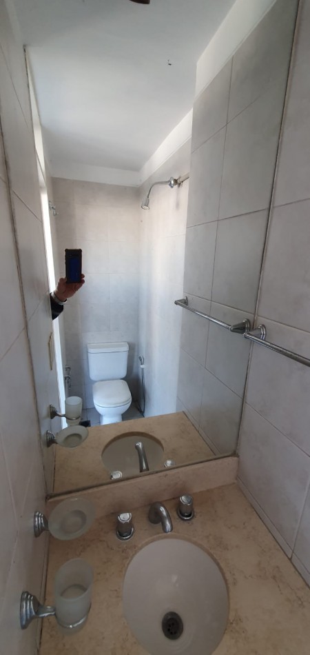 Semipiso en Duplex con Terraza y Parrilla propia - Dos Dormitorios cochera y baulera