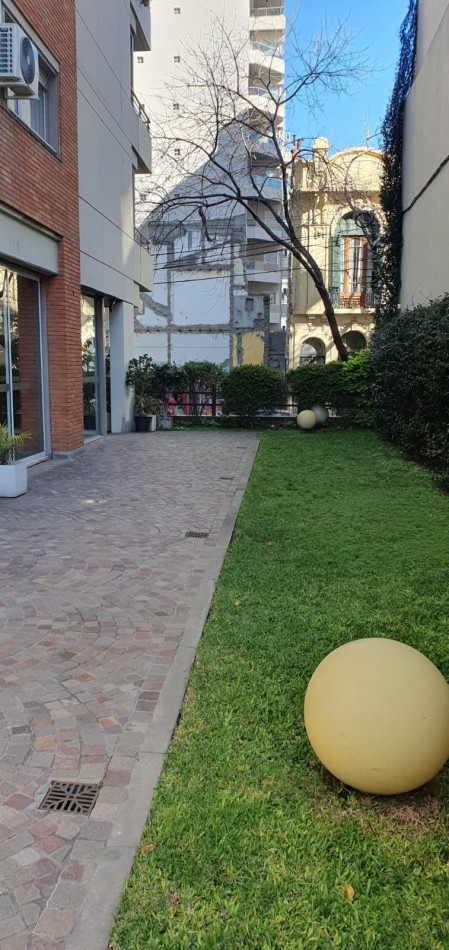 Semipiso en Duplex con Terraza y Parrilla propia - Dos Dormitorios cochera y baulera