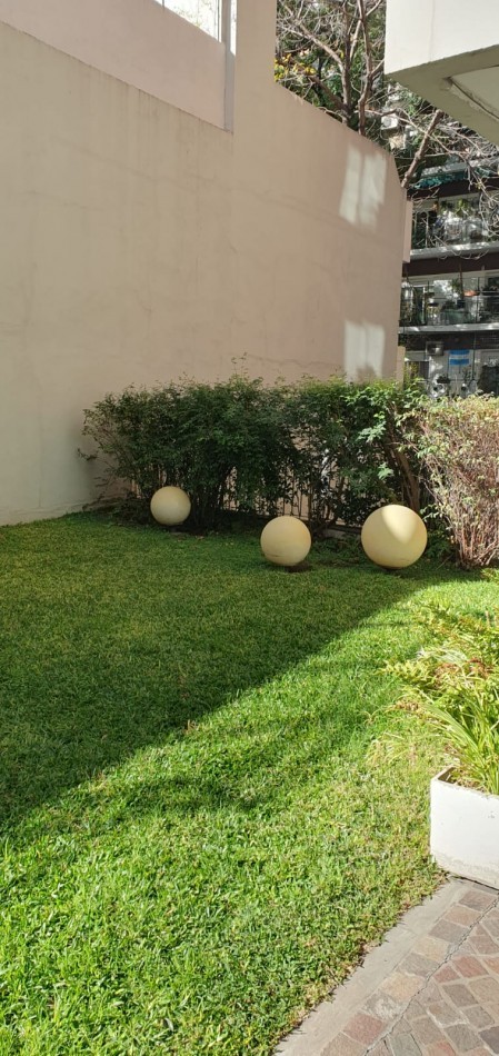 Semipiso en Duplex con Terraza y Parrilla propia - Dos Dormitorios cochera y baulera