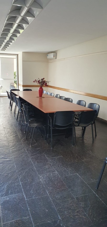 Semipiso en Duplex con Terraza y Parrilla propia - Dos Dormitorios cochera y baulera