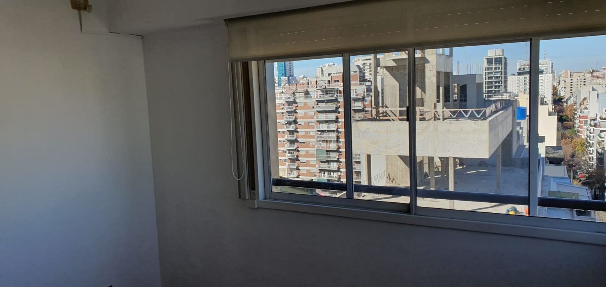 Semipiso en Duplex con Terraza y Parrilla propia - Dos Dormitorios cochera y baulera