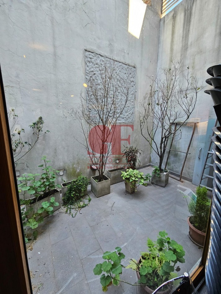 Lote para 1150 metros de venta mas edificio de 1050 metros totales!!!