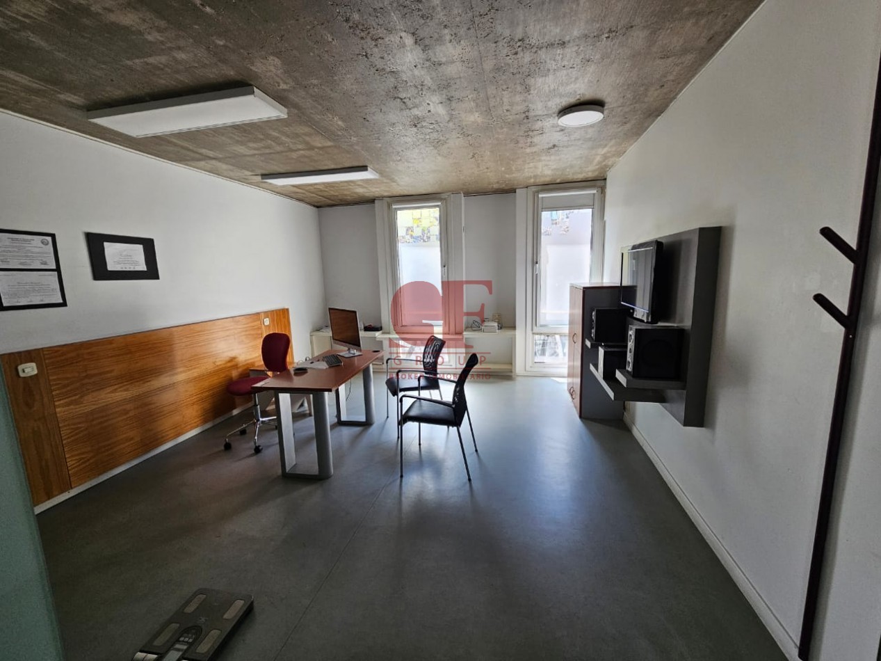 Lote para 1150 metros de venta mas edificio de 1050 metros totales!!!