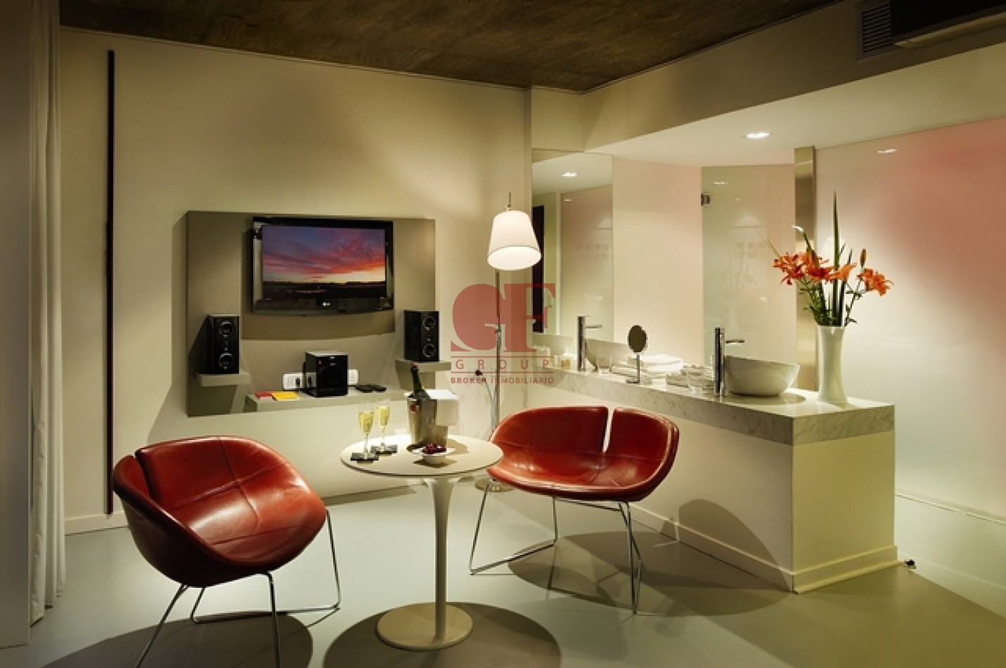 Lote para 1150 metros de venta mas edificio de 1050 metros totales!!!