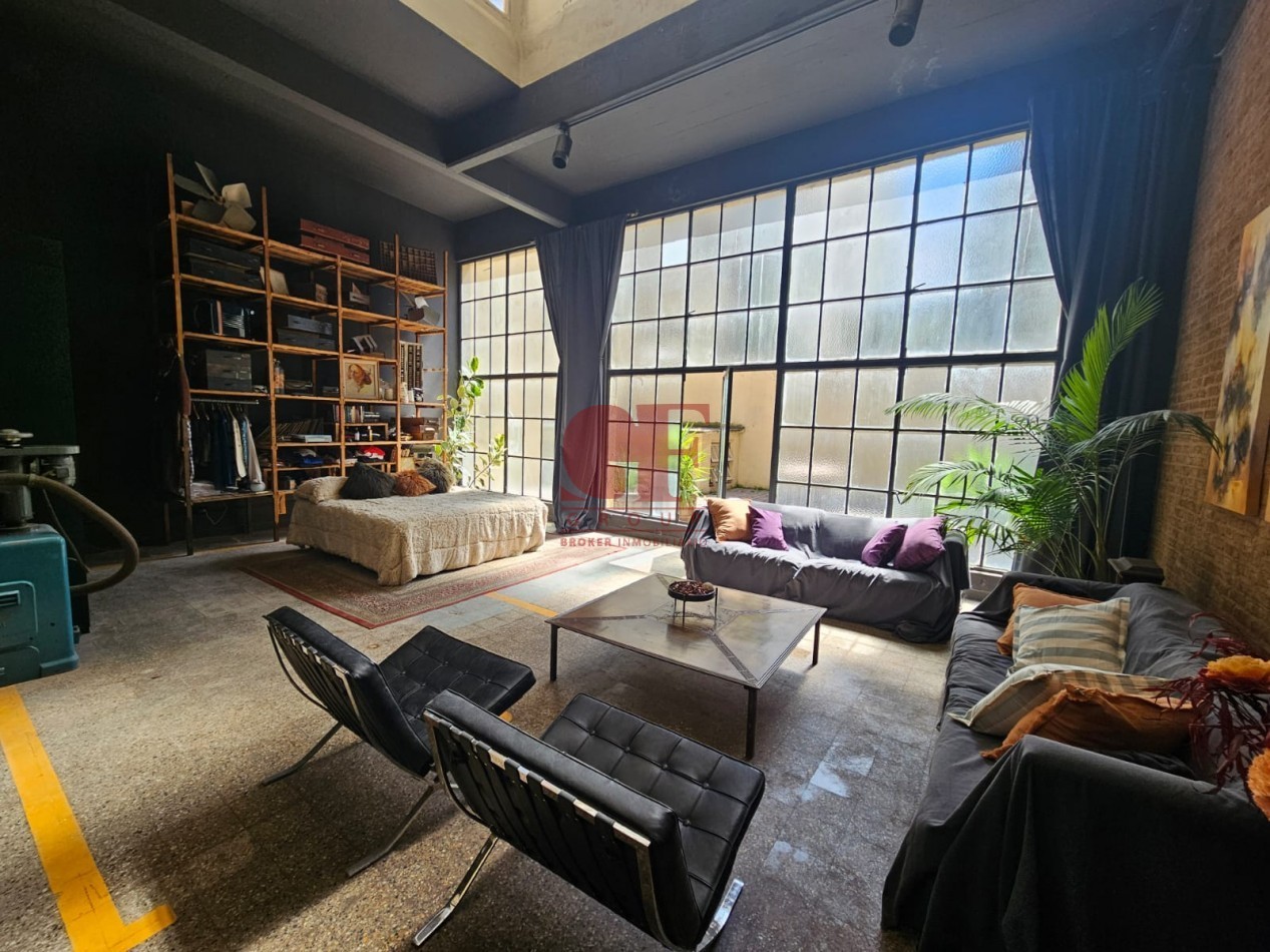 edificioLOCAL IMPORTANTE en de LOFTs en pleno ALMAGRO, con techos a 4 metros de altura