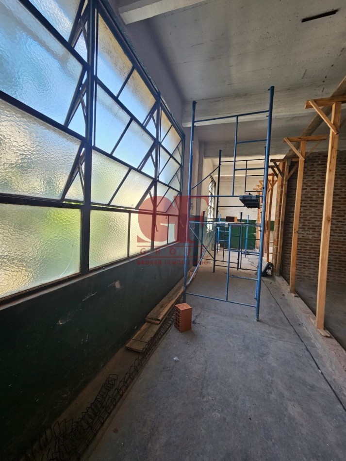 edificioLOCAL IMPORTANTE en de LOFTs en pleno ALMAGRO, con techos a 4 metros de altura