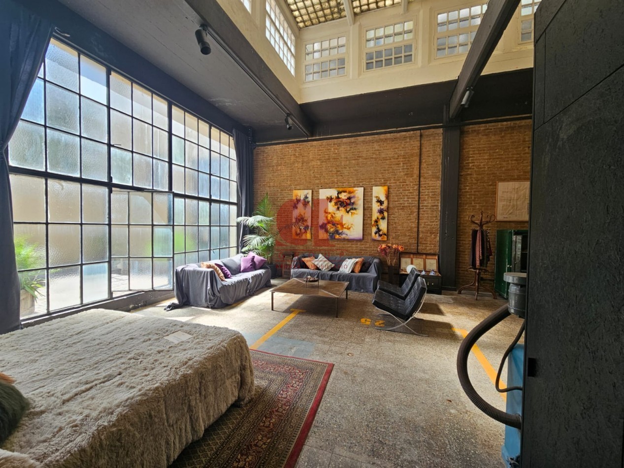 edificioLOCAL IMPORTANTE en de LOFTs en pleno ALMAGRO, con techos a 4 metros de altura