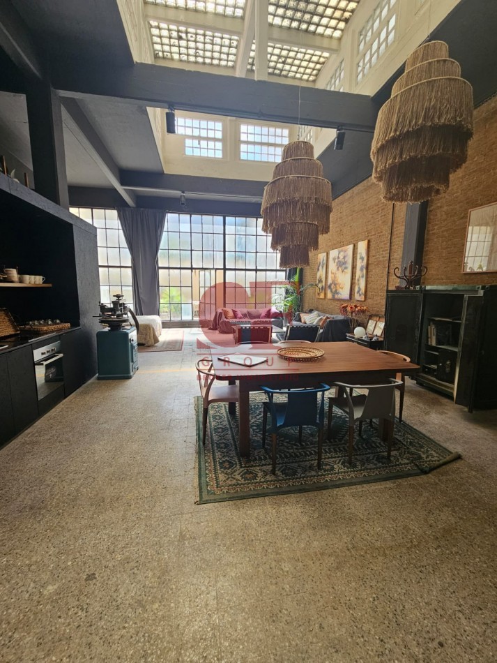 edificioLOCAL IMPORTANTE en de LOFTs en pleno ALMAGRO, con techos a 4 metros de altura